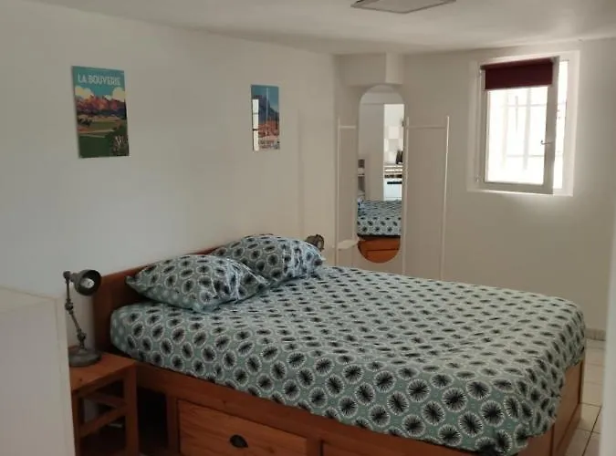 T2 Sur Argens Apartament *